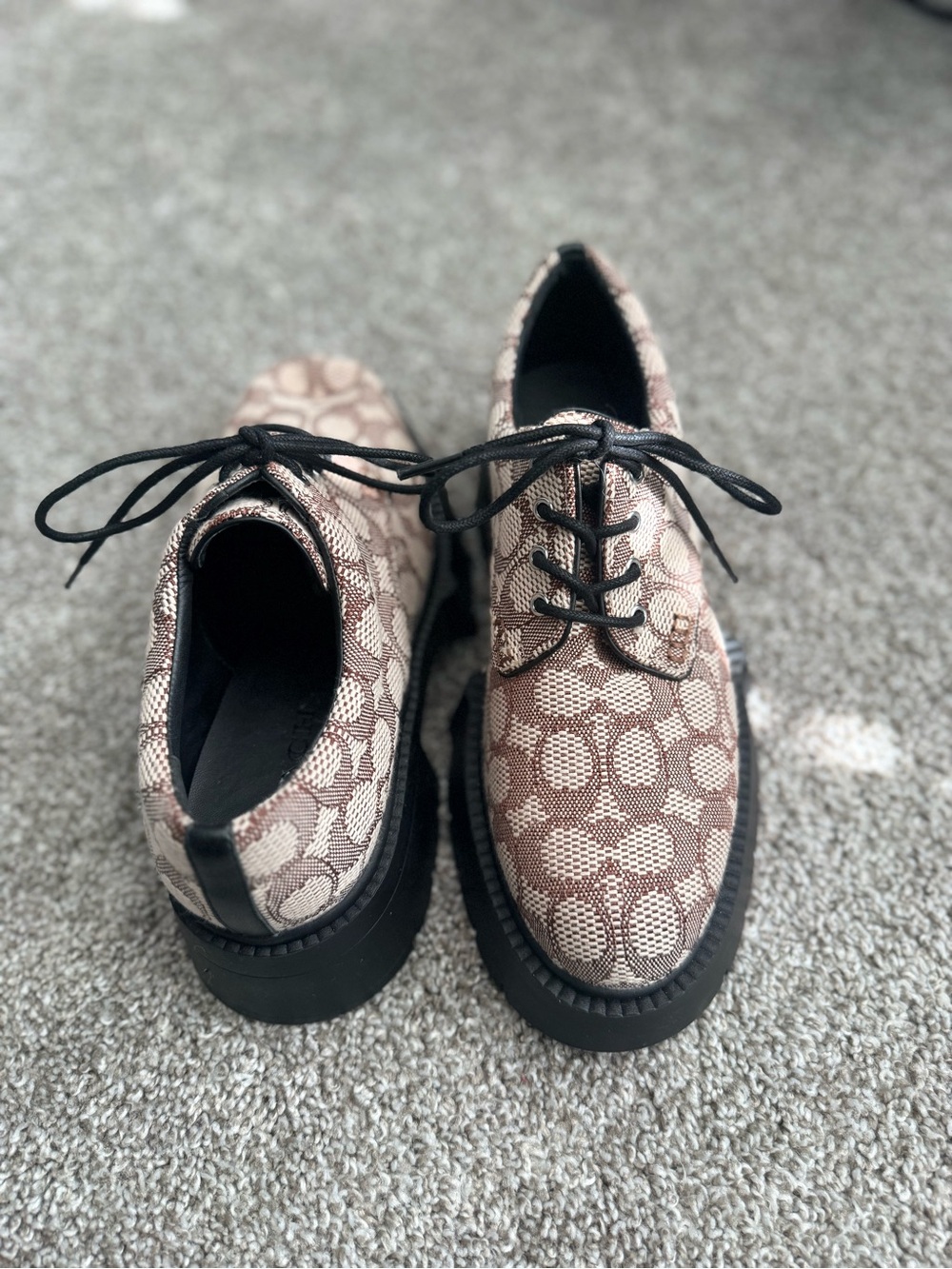 Coach Signature Monogram Lace-Up Platform Shoes in Beige Brown - Picture 2 of 4